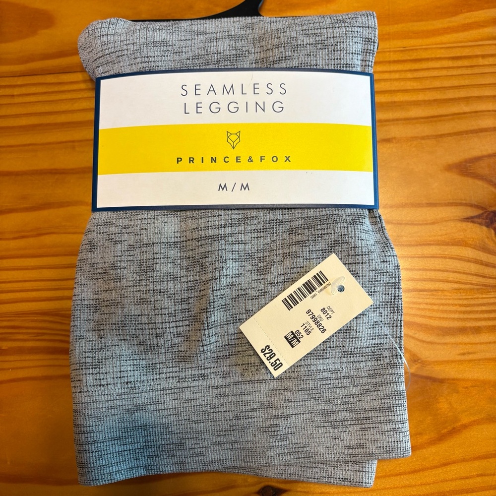 Prince & Fox Heather Gray Ribbed Seamless Leggings, Size M, NWT
